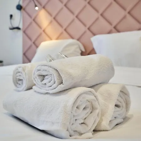 Ng Suitehome - Lille I Gare I Lorraine - Maison 2 - Balneo - Netflix - Wifi - Jardin Сasa de vacaciones *