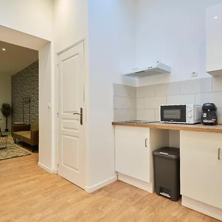 Ng Suitehome - Lille I Gare I Lorraine - Maison 2 - Balneo - Netflix - Wifi - Jardin Сasa de vacaciones Roubaix