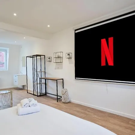 Ng Suitehome - Lille I Gare I Lorraine - Maison 2 - Balneo - Netflix - Wifi - Jardin *